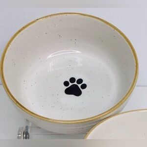 One Signature Speckled Ribbed Ceramic Cat/Dog Bowls 5" Paw Print With Stan…